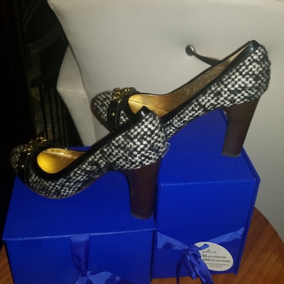 Authentic black and white wool & leather coach heels - Picture 3 of 8